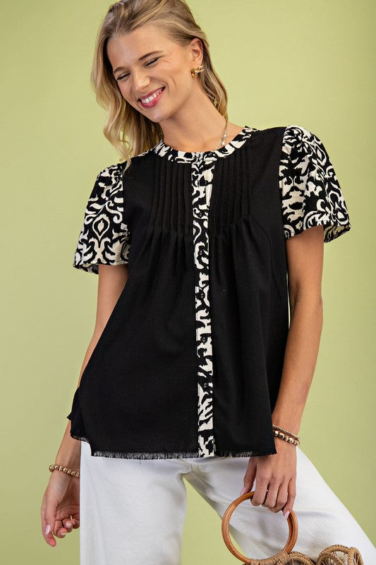 Black Pleated Linen Top GiGio by Umgee